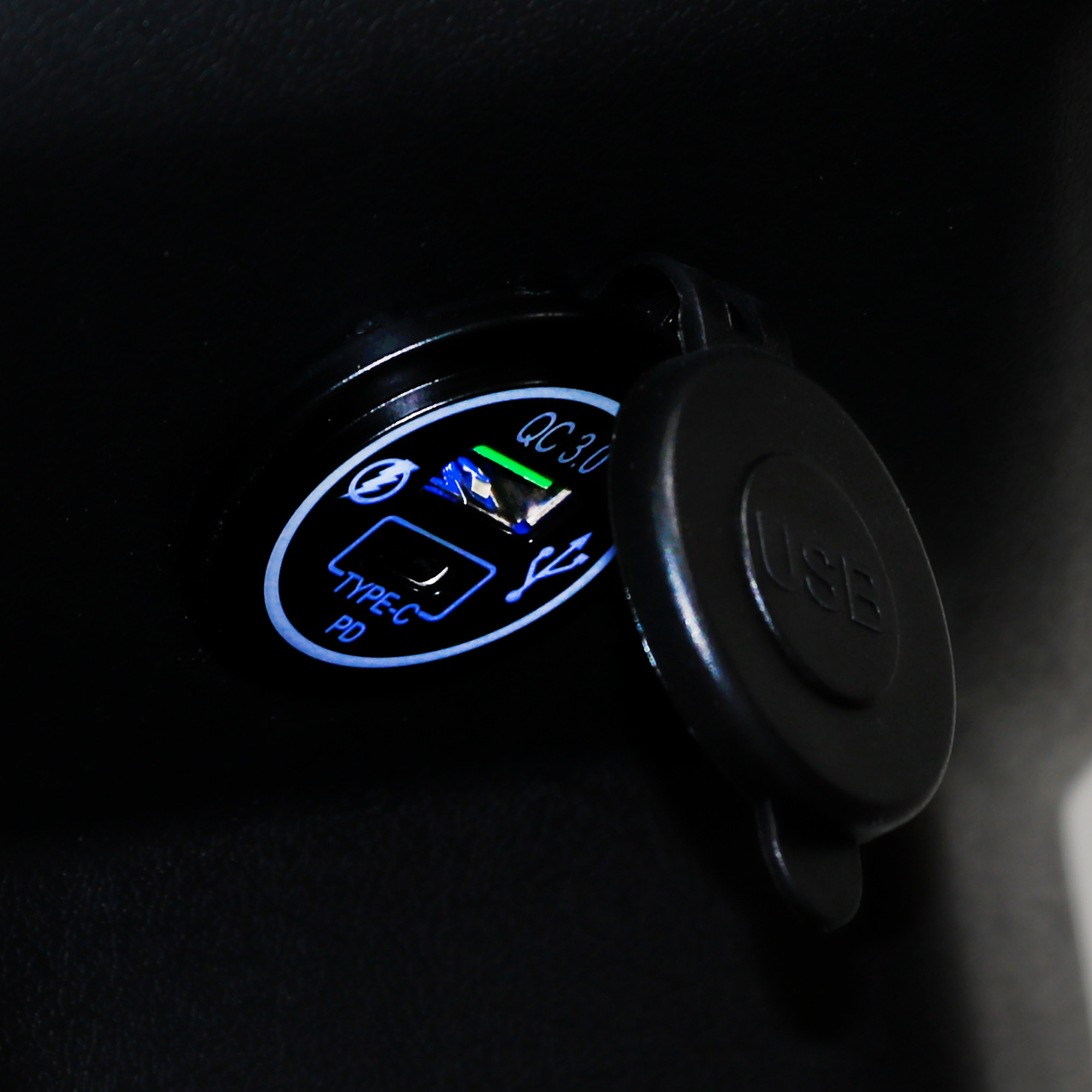 Rolektro E-Trike 15 V.2 Premium, Blei-Gel, Rot, 15 km/h Rolektro E-Trike 25 V.2 Premium, Blei-Gel, Rot, 25 km/h