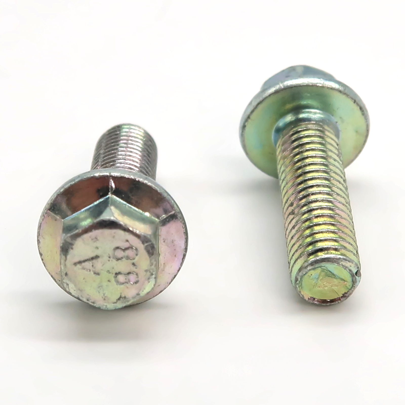 MX4 - Befestigungsschrauben für Halter des Topcases,  Flanschschrauben M8x20mm, 2 Stück
