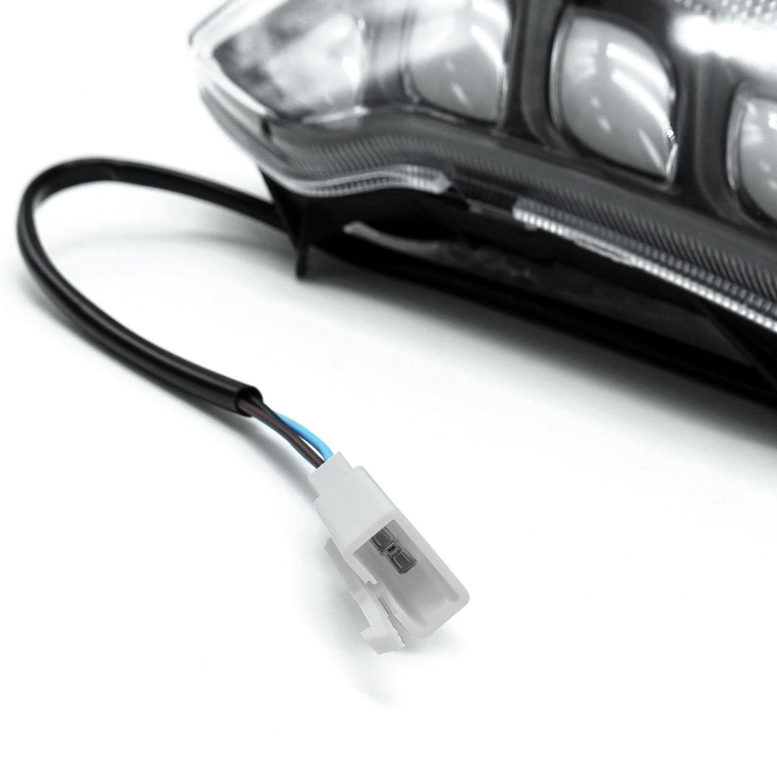 Trike15/25V2/Quad15/25V2/R31 - Front turn signal, right, from 2026