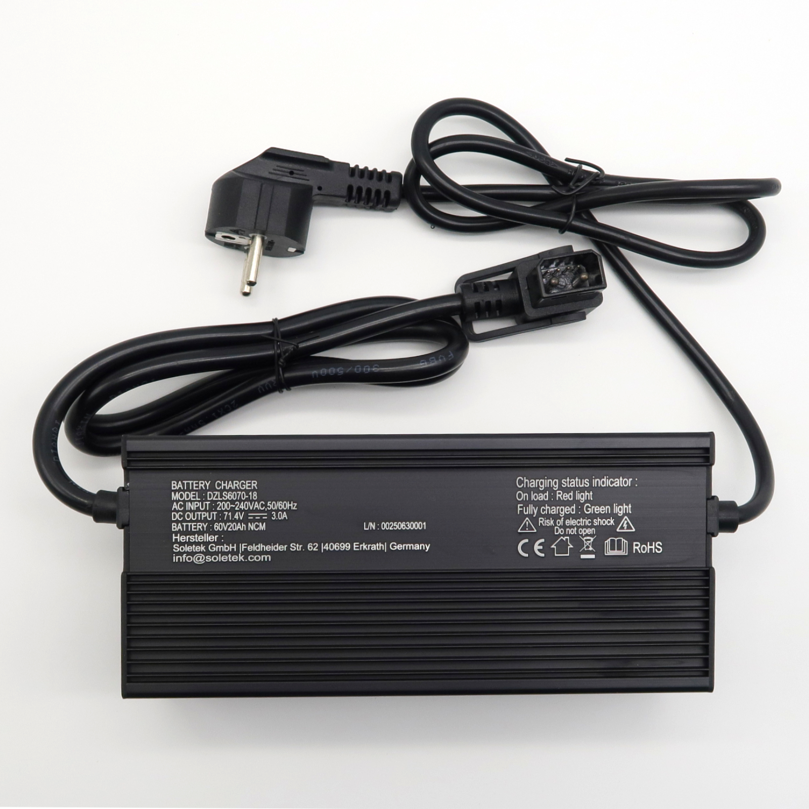 Quad25V3/R26 - Ladegerät 60V/20Ah für Lithium-NCM-Akku, Eckig, Alugehäuse, 71,4V/3A