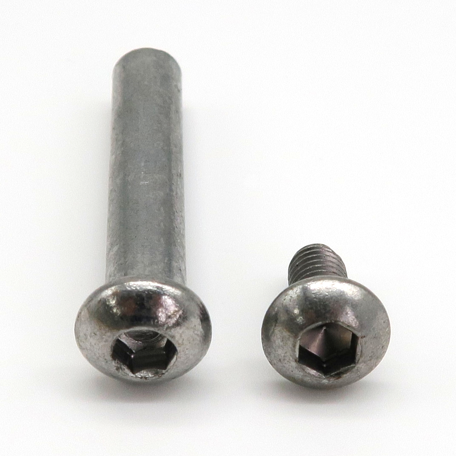 Joy20/20Li/45 - Schrauben für Trittbrett, M6